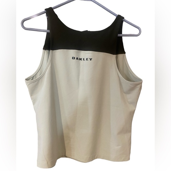 Oakley Women’s Luxe Strappy Tank Top - Picture 2 of 5